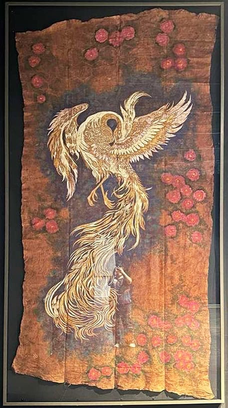 Nur-e Simurg, The Illuminated One